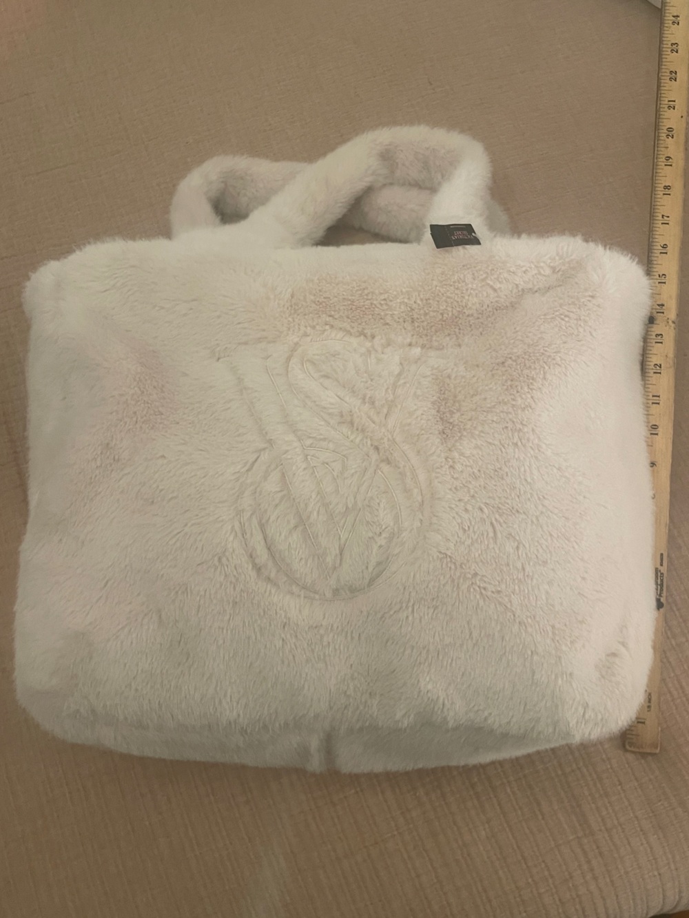Victoria’s Secret Plush Faux Fur Tote‎ Bag in Neutral Cream NWT